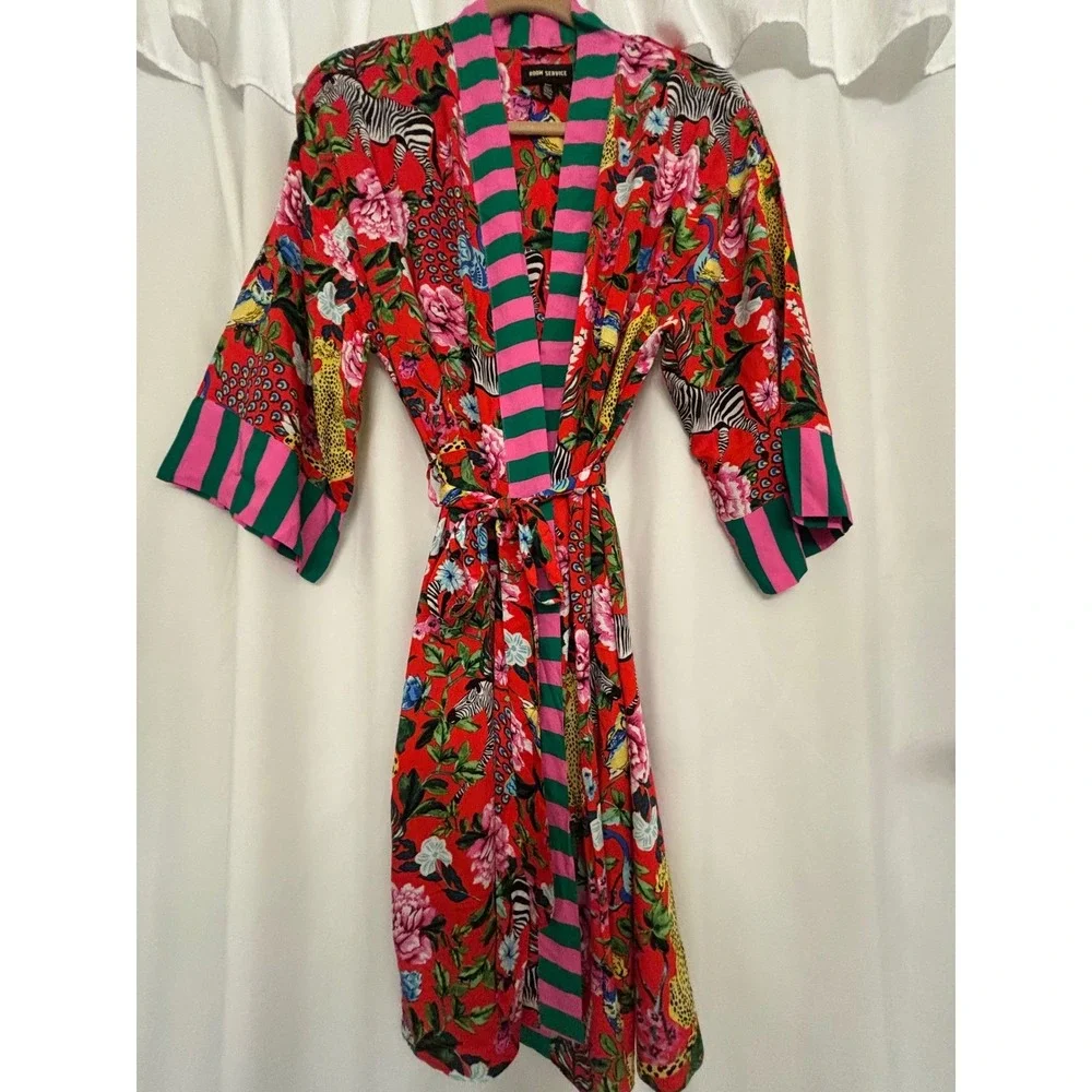 Room Service size Small Floral Jungle Animal Robe Womens Red